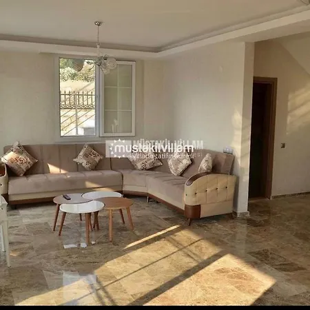 Oeluedeniz Villa Фетхие